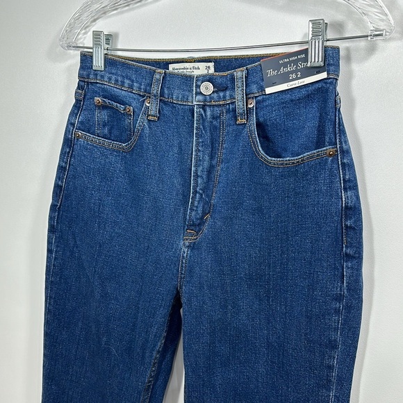 Abercrombie & Fitch Women's High Rise Jeans - Dark Blue - Picture 2 of 10